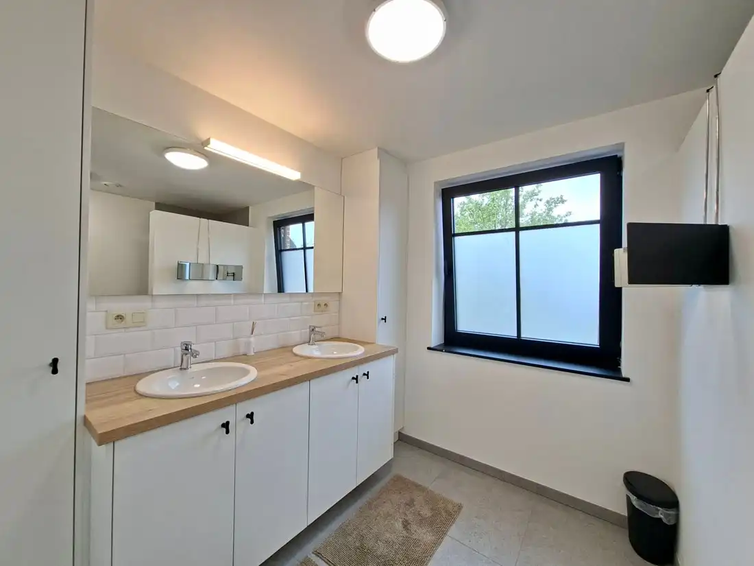 Stijlvolle nieuwbouw woning te Peer foto 15