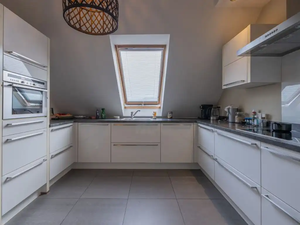 Modern duplex appartement met ondergrondse autostaanplaats foto 16