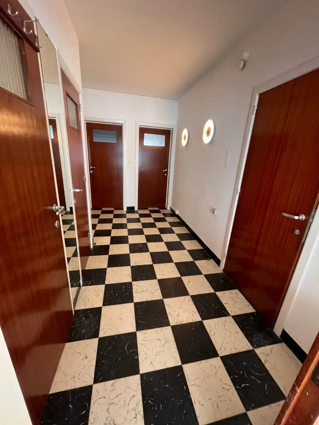 Ruim 2-slaapkamer appartement (95 m²) te koop nabij het centrum van Koksijde-Bad foto 10
