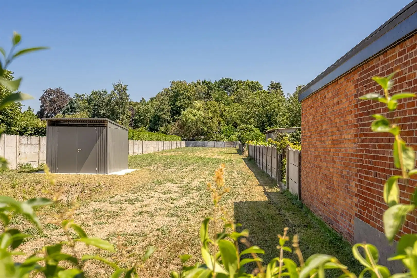 Recente nieuwbouwwoning met grote, zonnige tuin  foto 23