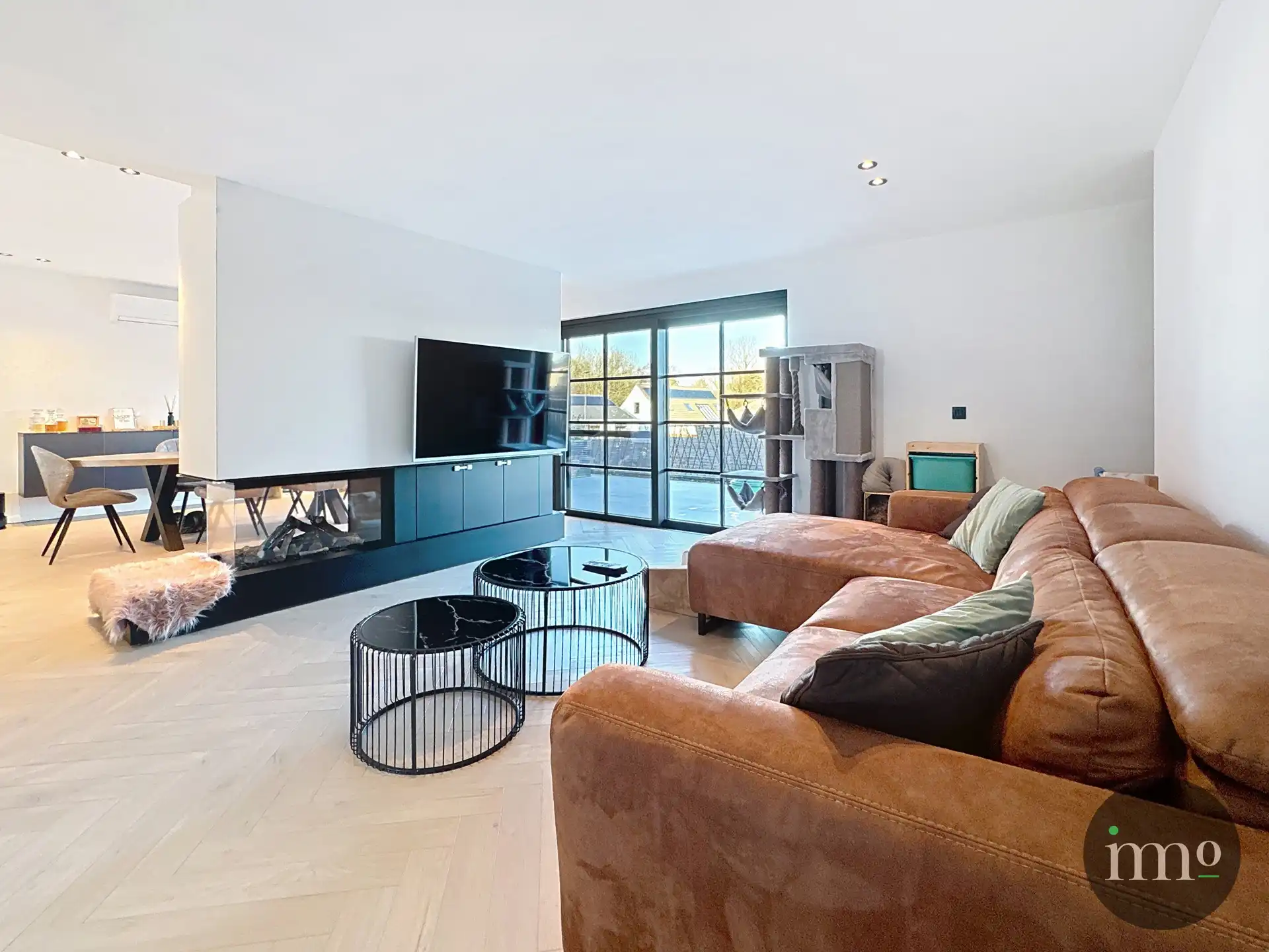 Mooi gerenoveerde woning op topligging in Lennik! foto 8