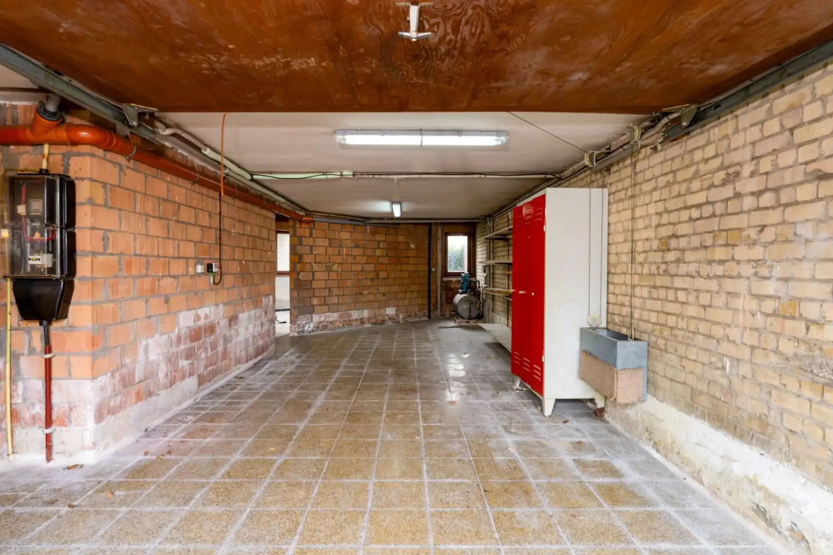 Charmante bel-étage woning nabij strand en park van Heist & Duinbergen – met renovatiepotentieel en zonnige tuin. foto 9