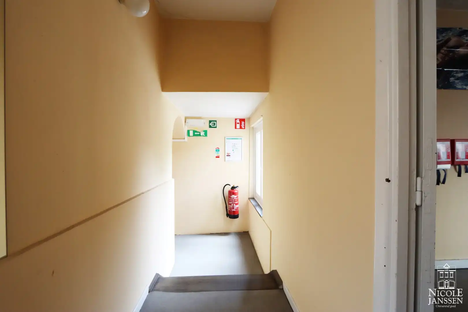 Ruim handelspand van ca. 400 m²  foto 6