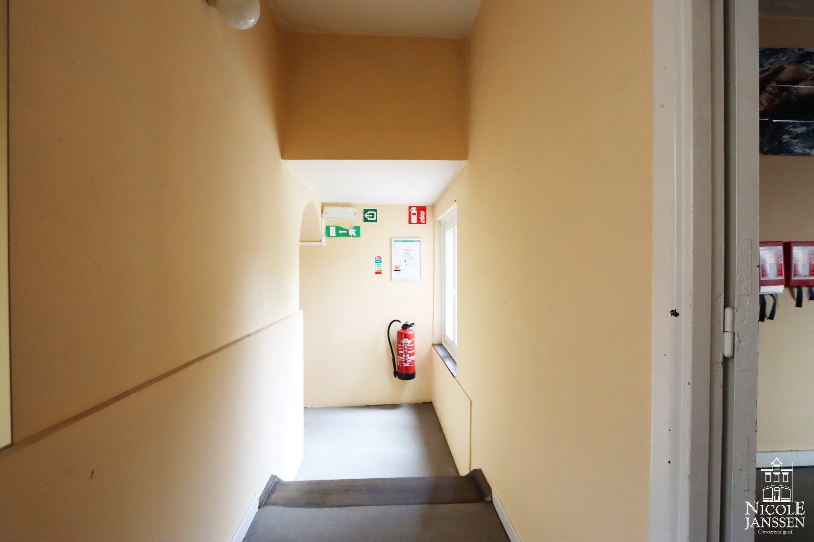 Ruim handelspand van ca. 400 m²  foto 6