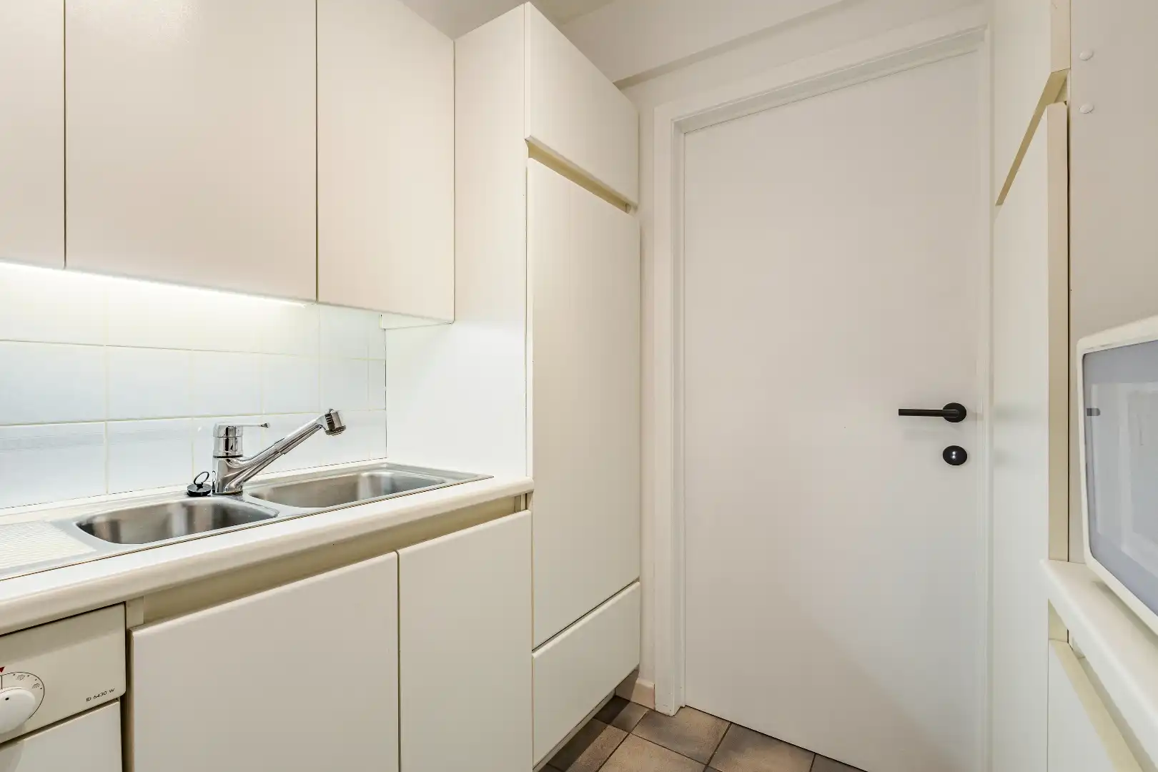 Centraal gelegen appartement met twee slaapkamers in Knokke foto 6