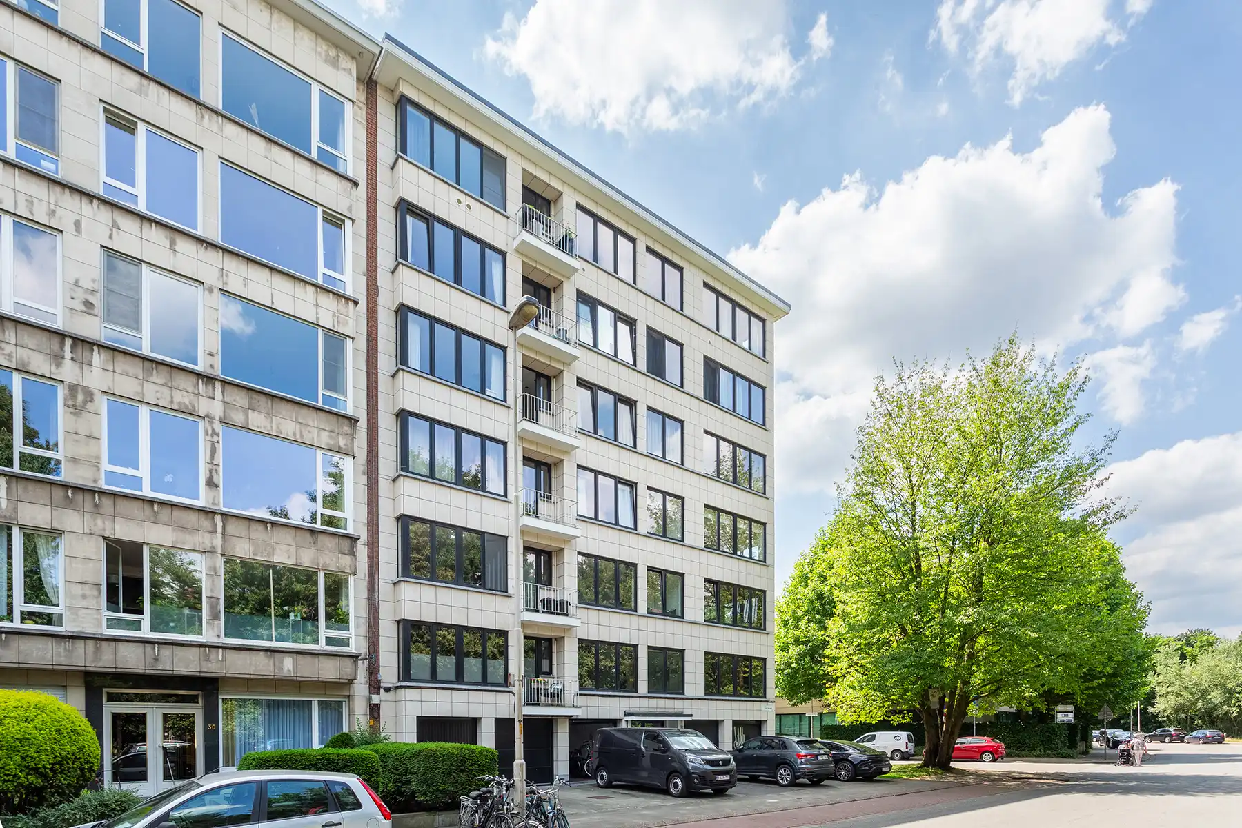 Prachtig vernieuwd app. op toplocatie + garagebox en P foto 20