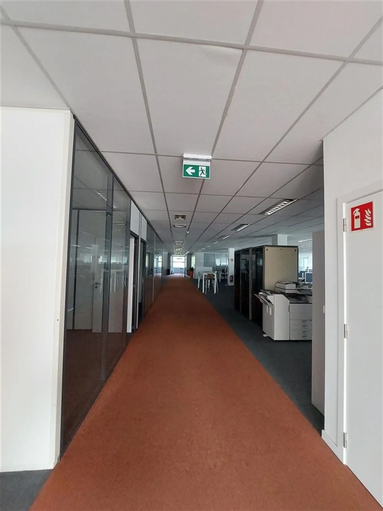  COMMUNICATION CENTRE: 1.160m² foto 11