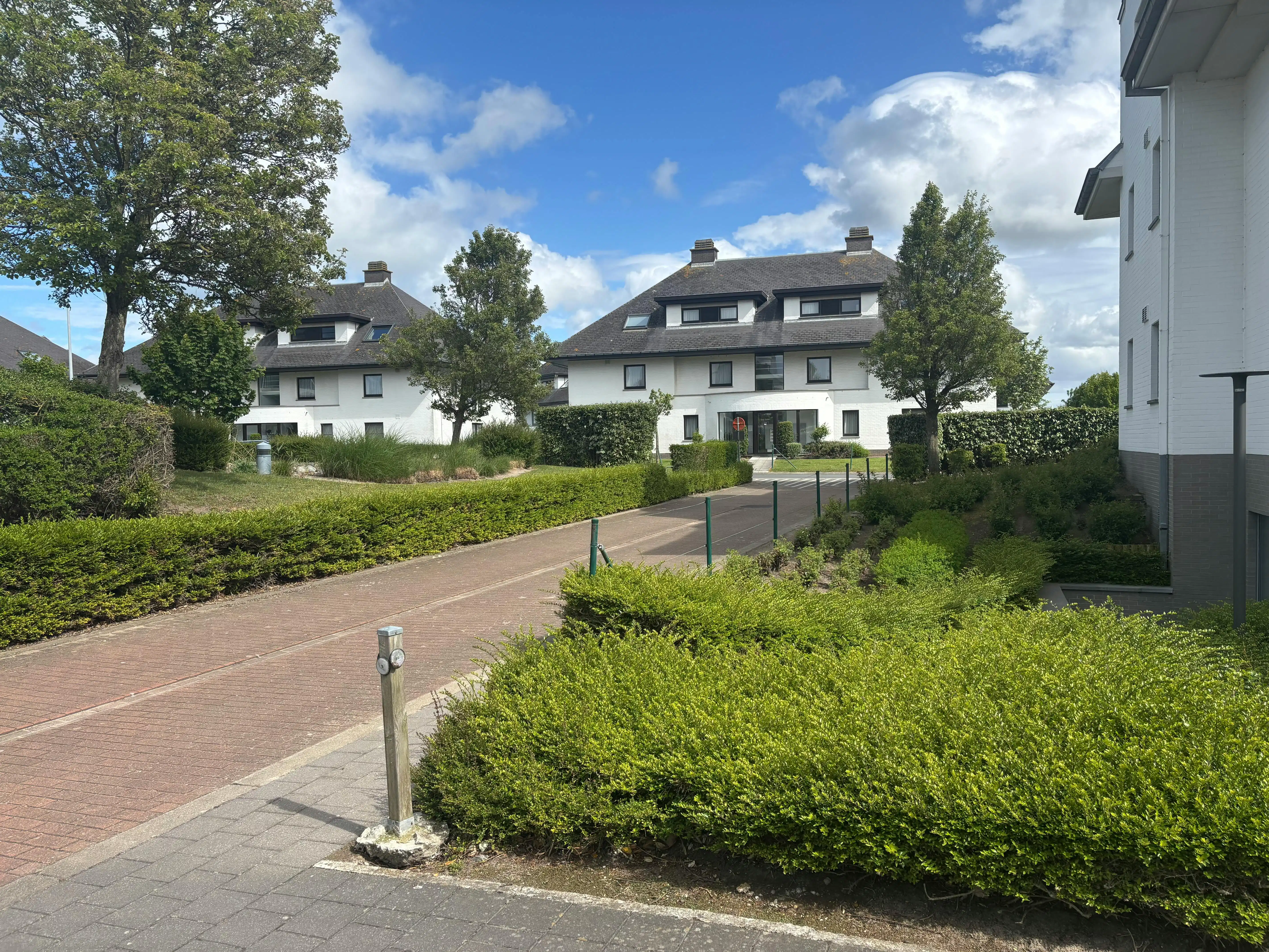 Ruime garagebox te koop te Warande foto 8