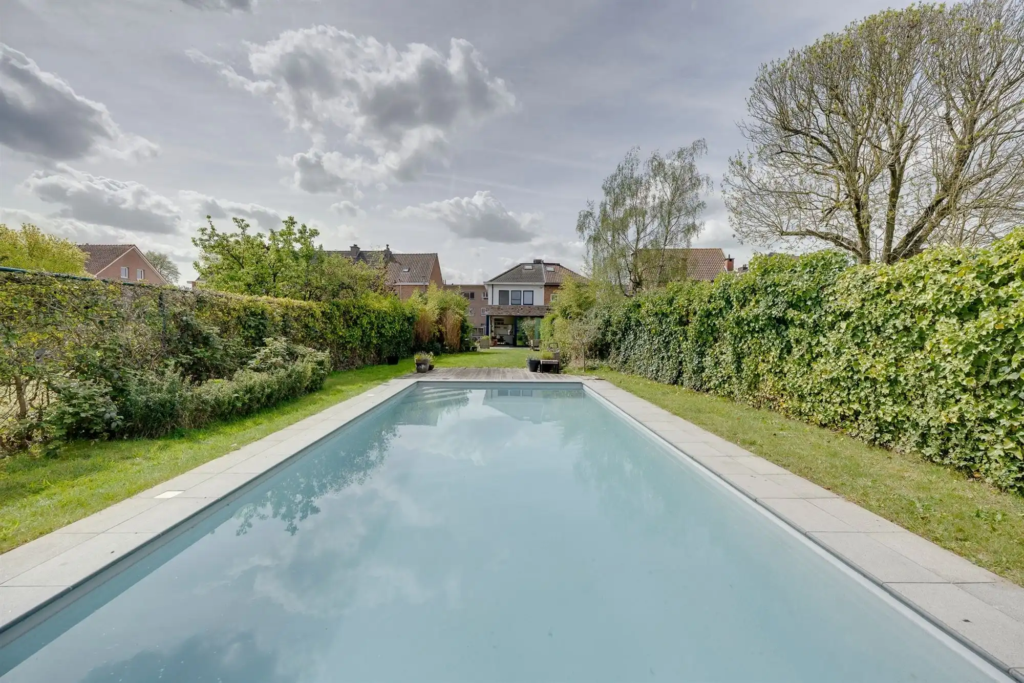 Sfeervolle halfopen woning nabij het dorpshart foto 21