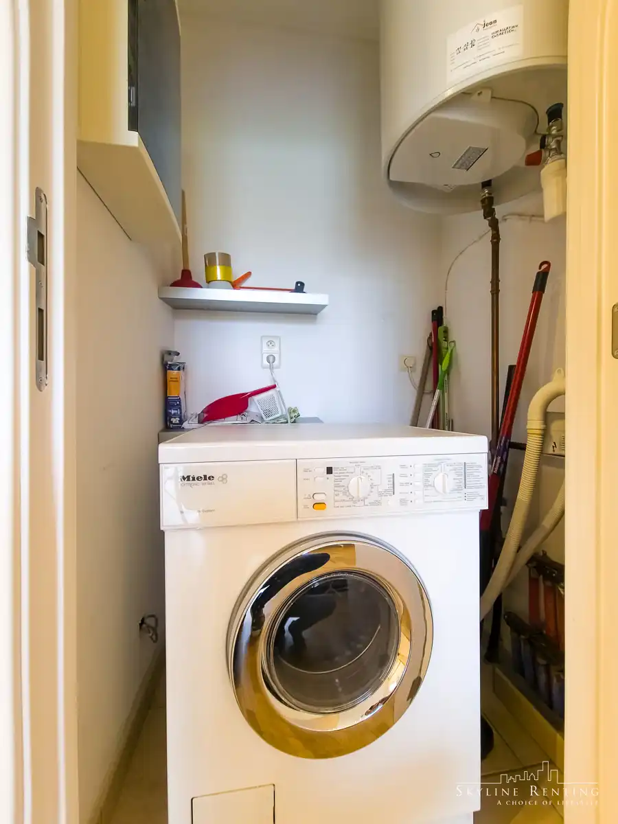 LICHTRIJK - 1 slaapkamer GEMEUBELD appartement met terras foto 14