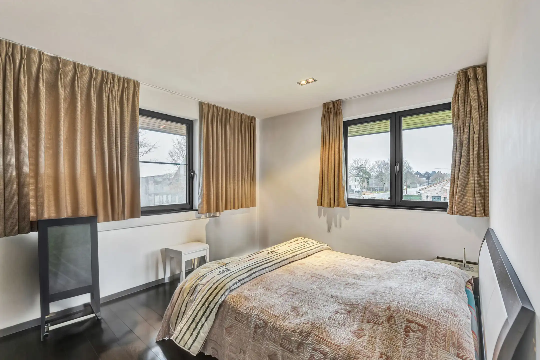 Instapklare villa met 5 slpks op toplocatie te Ternat foto 18