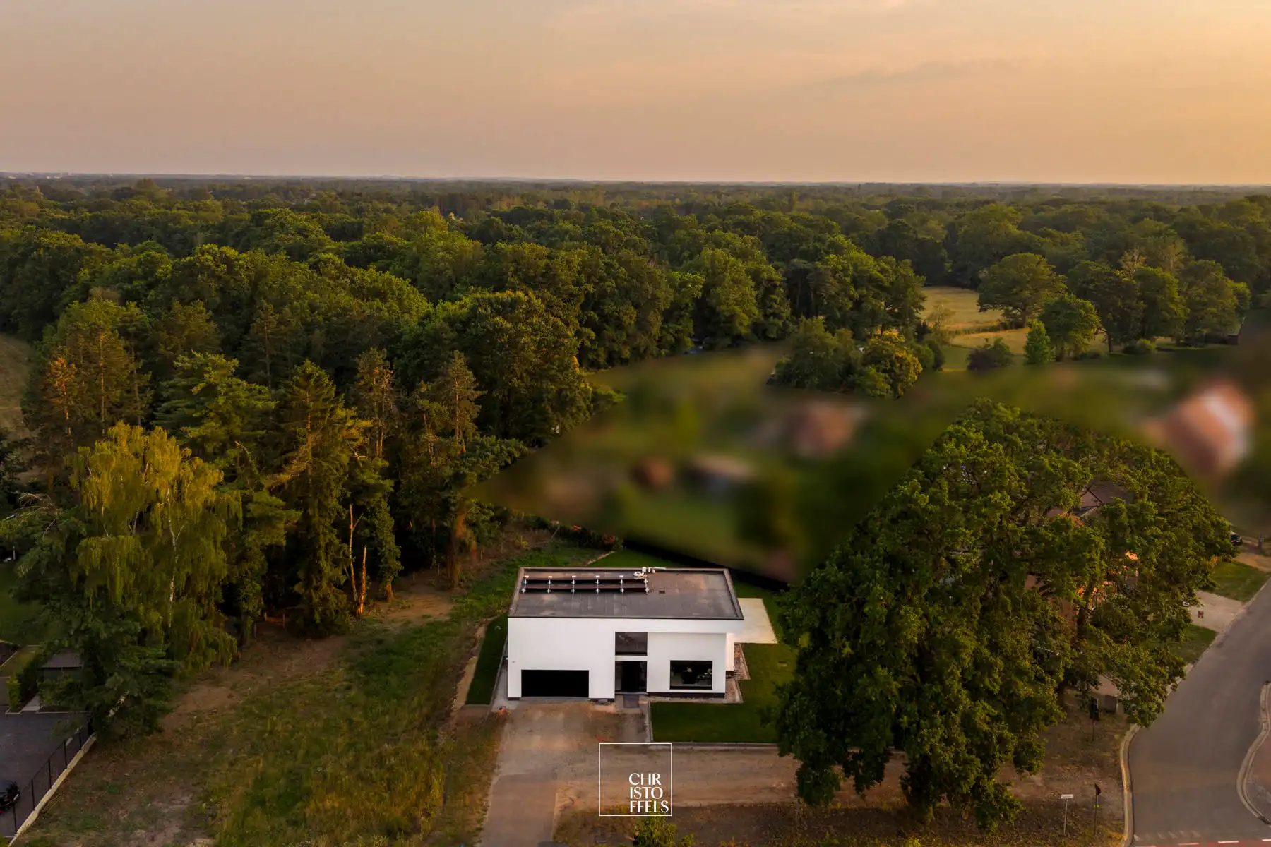 Luxe nieuwbouwvilla van 336 m² op een perceel van 1.313 m² foto 15