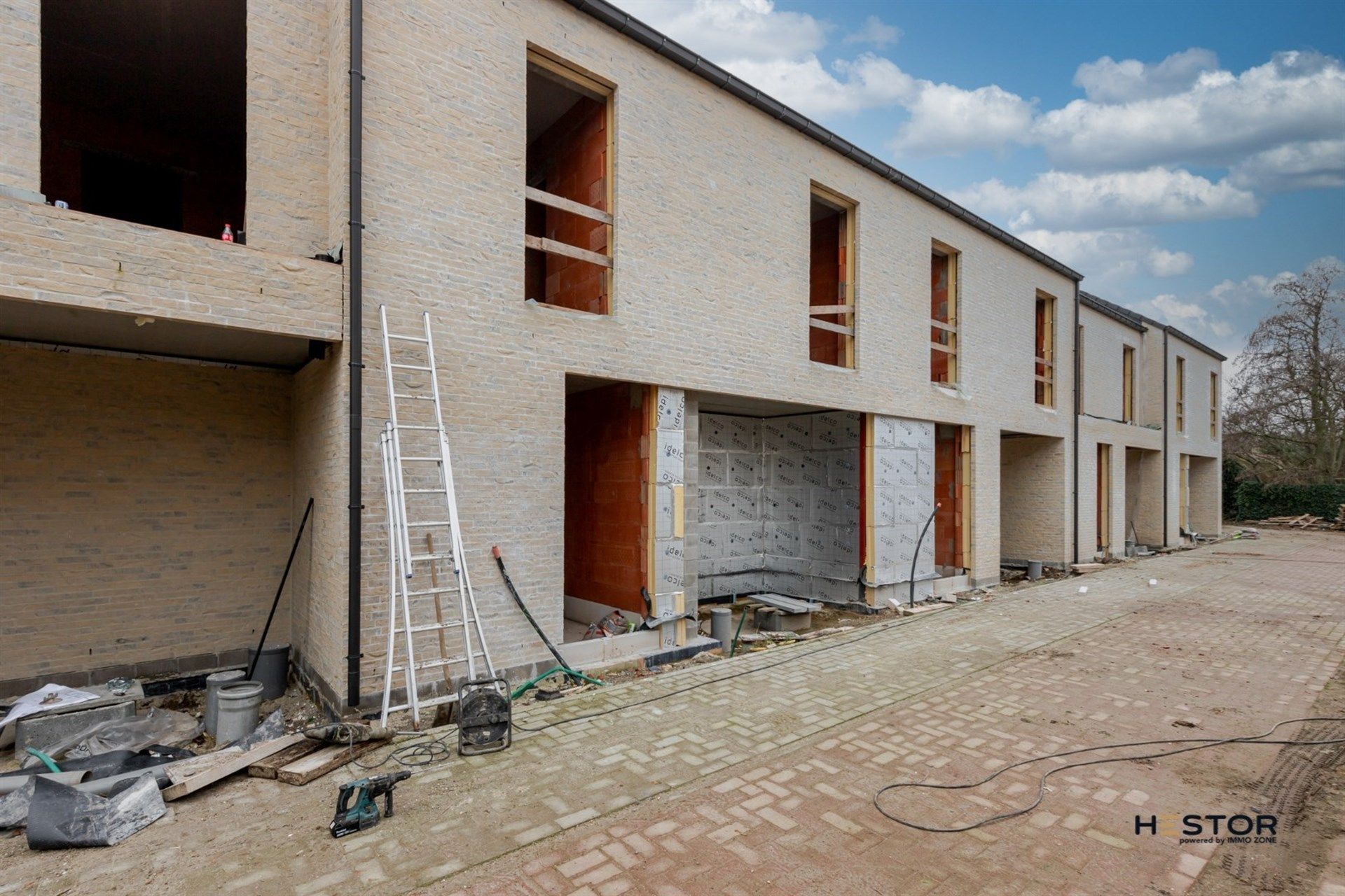 Nieuwbouwwoning in rustig binnengebied foto 4