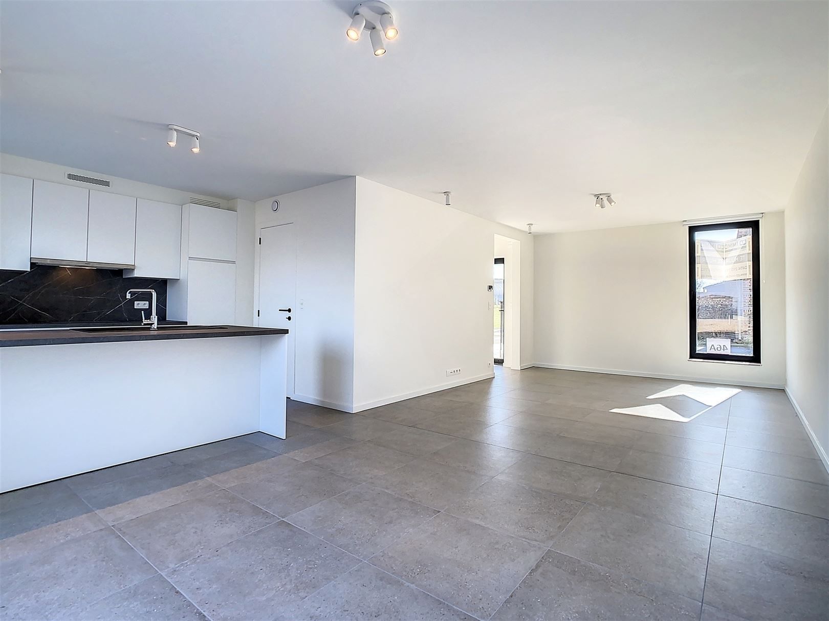 Mooie instapklare woning, 3 slpks, tuin, terras, garage foto 13