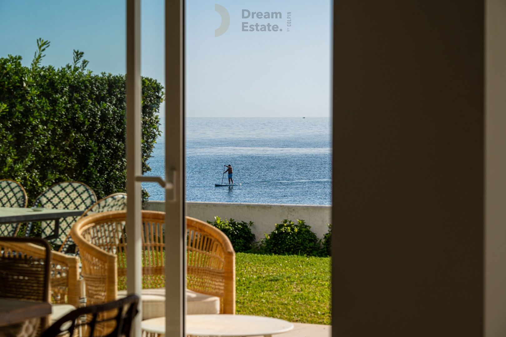 Right.On.The.Beach. Eerstelijns tuinappartement te Guadalmina Baja, Marbella. foto 3