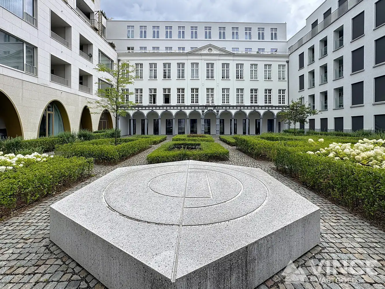 Uitzonderlijke Loft van 300 m² in het Hart van Antwerpen foto {{pictureIndex}}