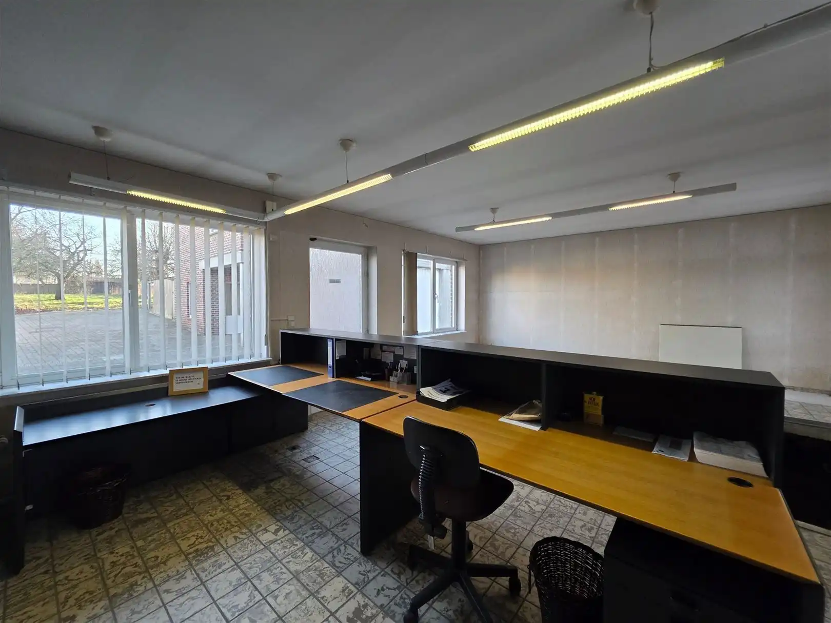 Zeer ruime woning + loods/atelier op 21 are 50 ca foto 14