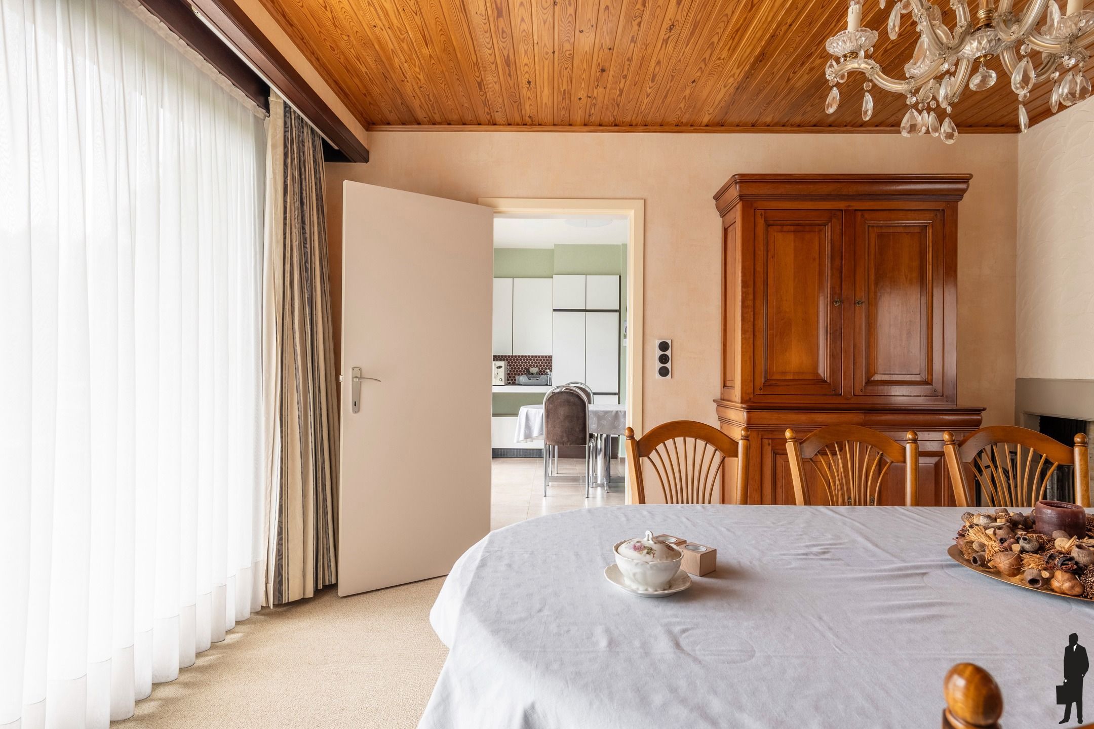 Te renoveren laagbouwwoning op royaal perceel in groene en rustige buurt van Oostmalle foto 14