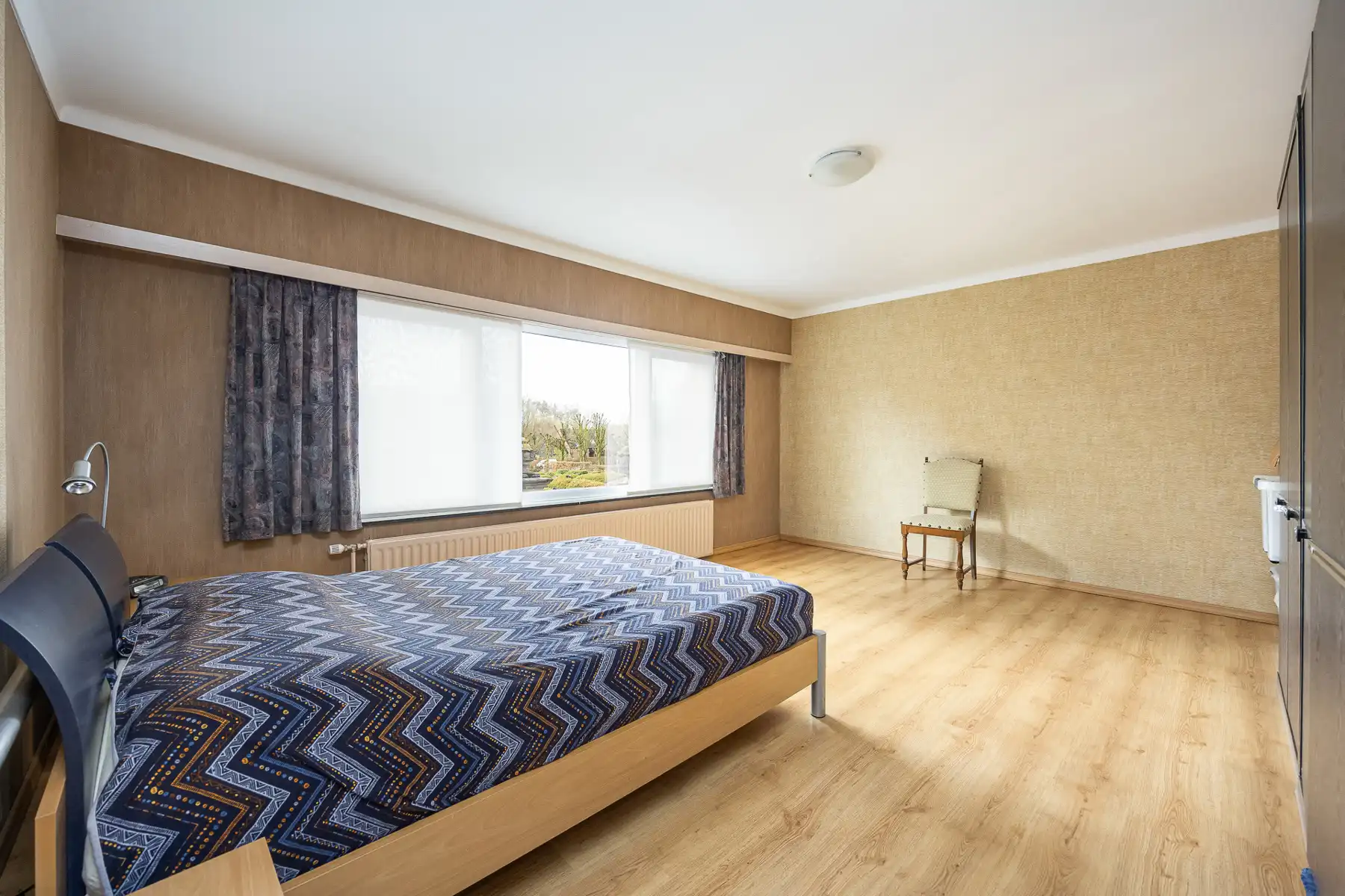 Ruime gezinswoning met 5 slaapkamers op een perceel van 638m². foto 16