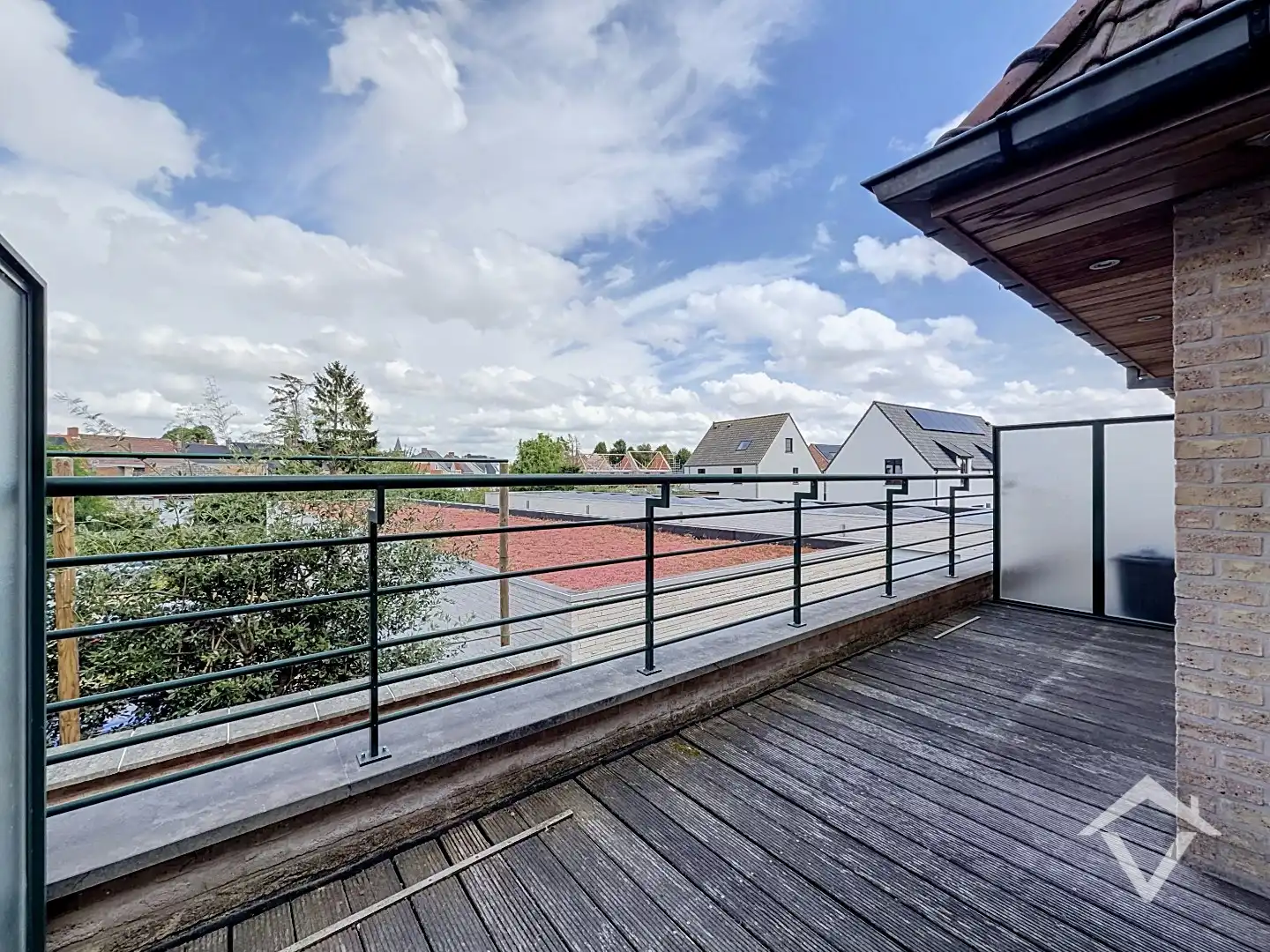 Instapklaar appartement met 2 slaapkamers, 2 bergingen en garage te Eernegem foto 27