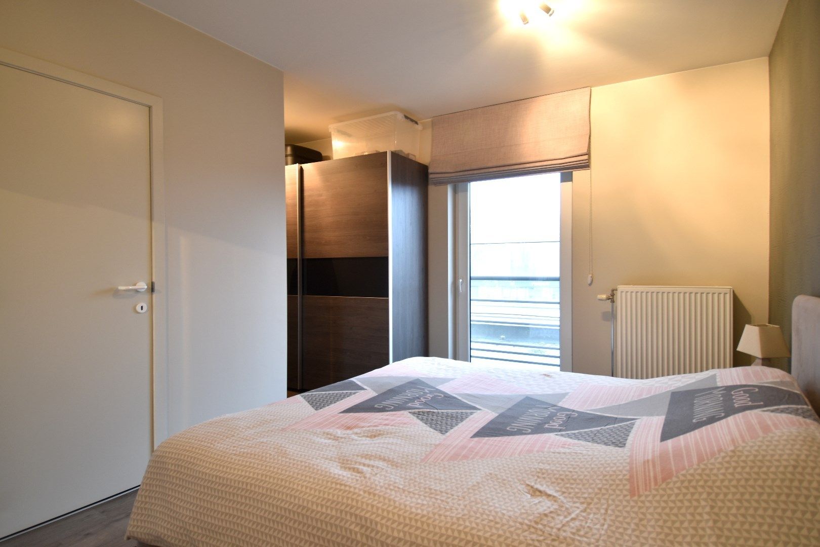 Instapklaar appartement met prachtig terras in het hart van Bissegem  foto 9