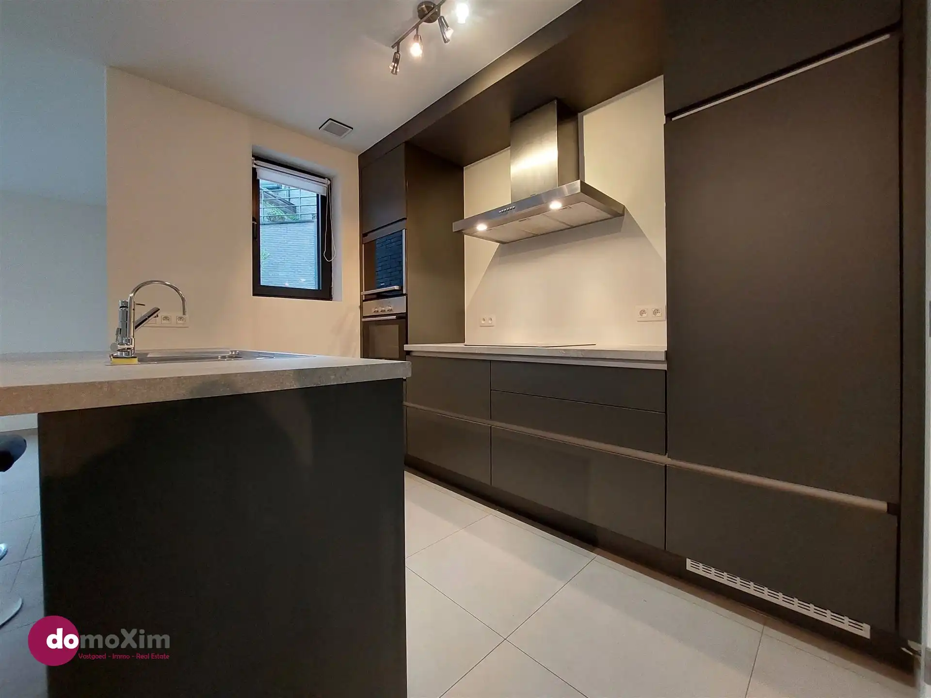 Twee-slaapkamer appartement met terras en autostaanplaats in Steenokkerzeel foto 5