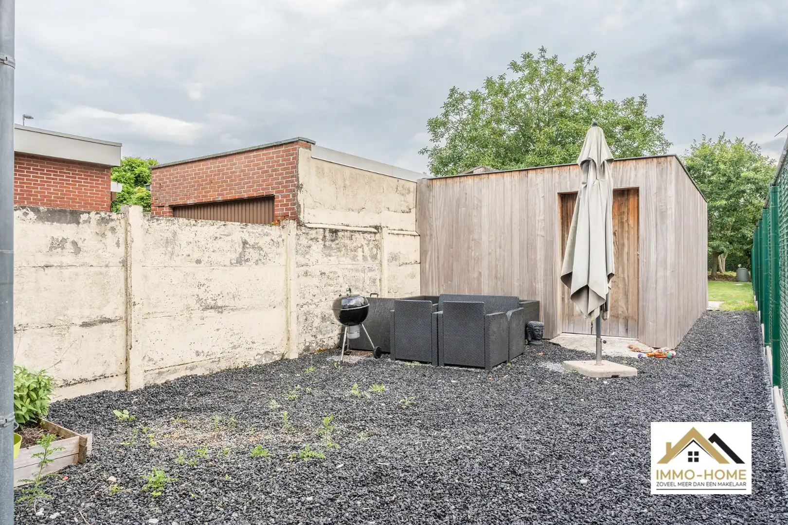 Instapklare woning te Beervelde!  foto 19