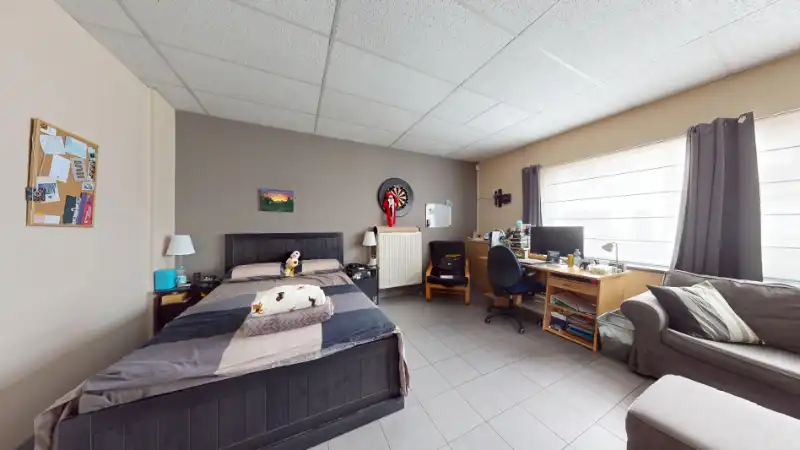 Ruime polyvalente woning van 335m² op 5a84ca foto 10