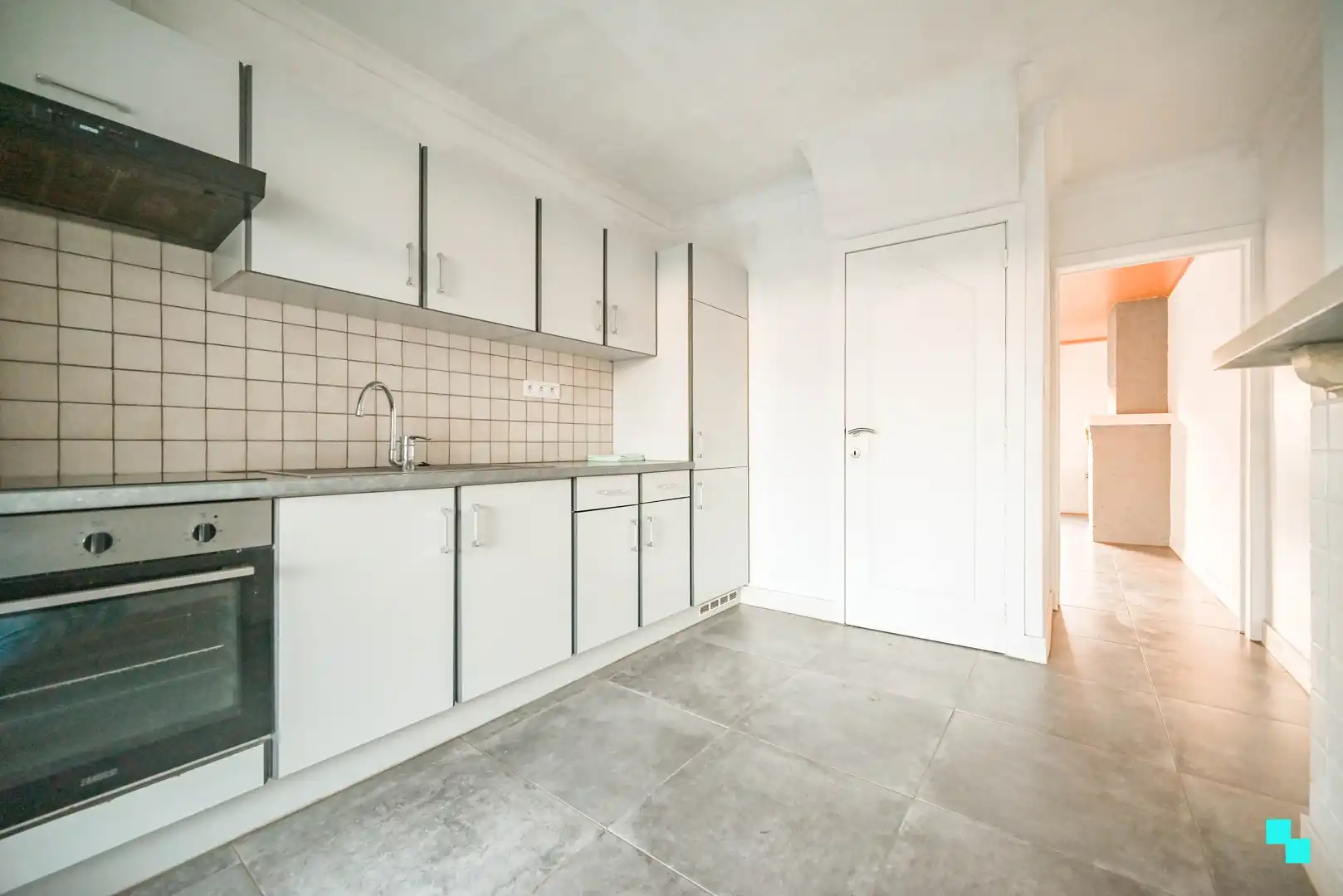 Ééngezinswoning in het hartje van Oostrozebeke foto 9