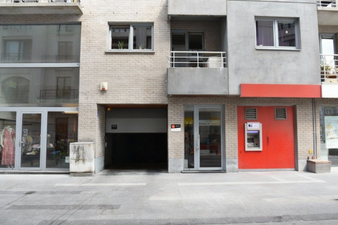 Autostandplaats te huur in het hart van Blankenberge foto 4