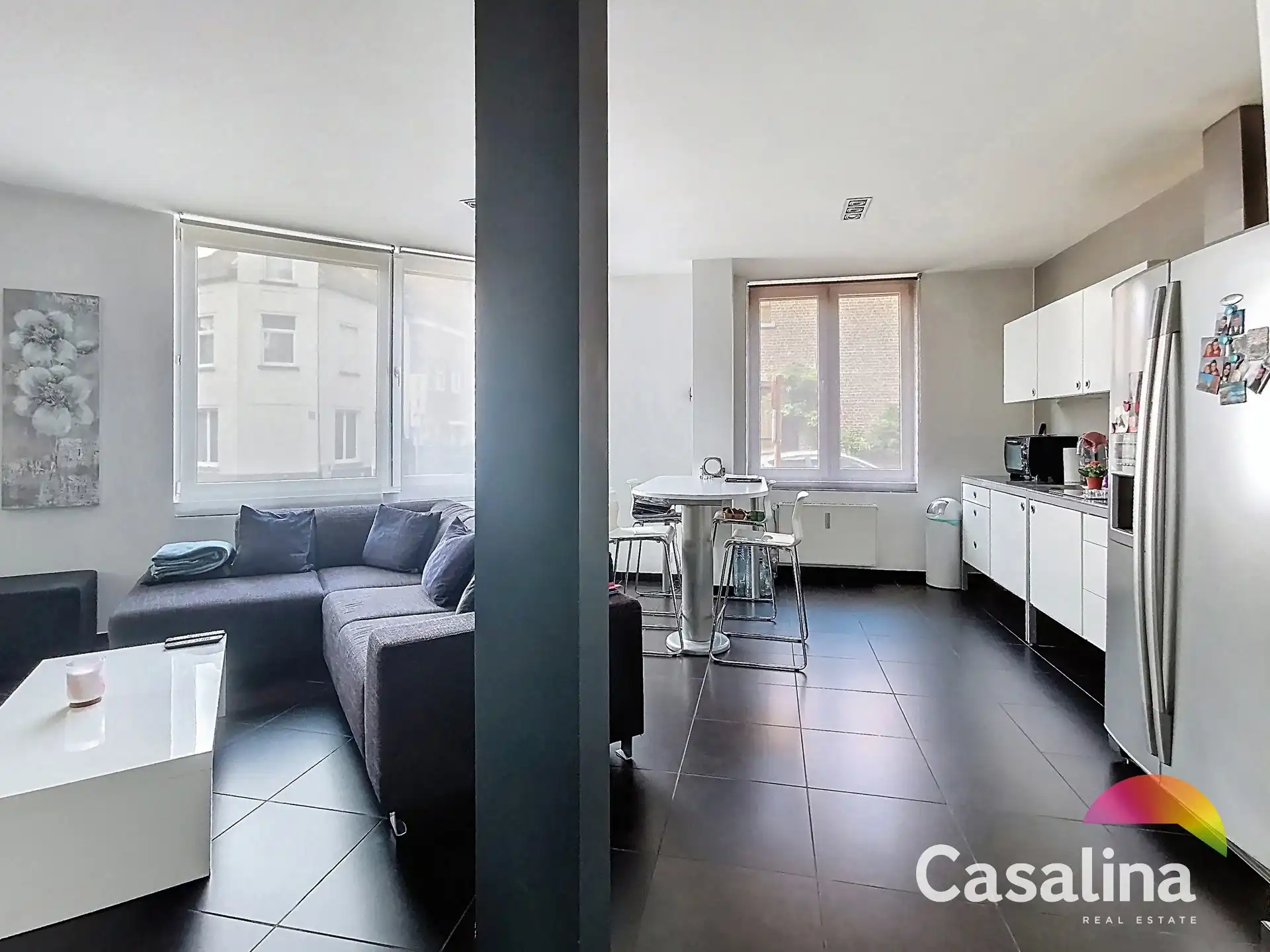 Modern gerenoveerd appartement op steenworp van Dumontplein. foto 5