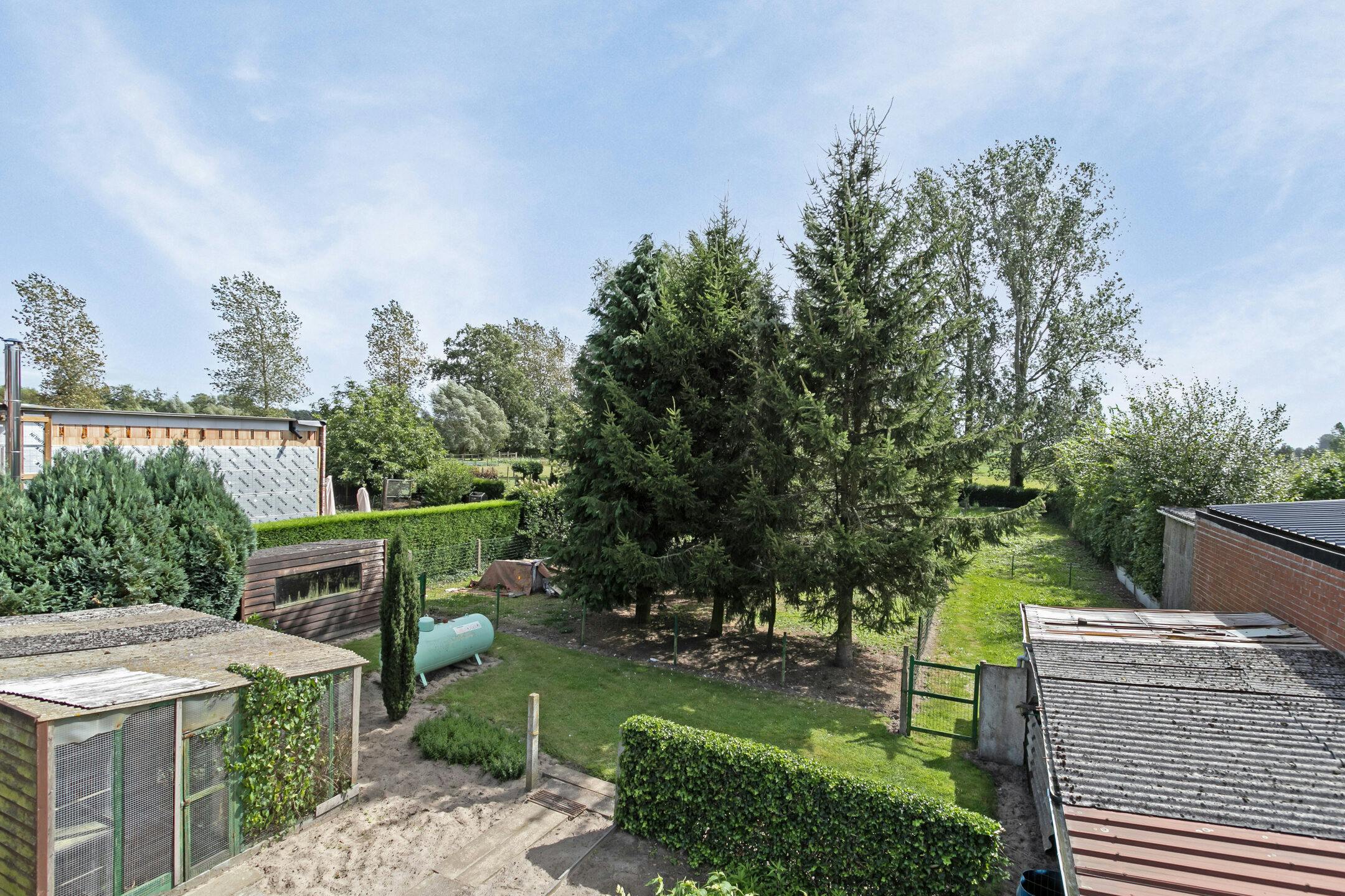 Vrijstaand huis met 3 slaapkamers en 1.675m² grond te Sijsele foto 6