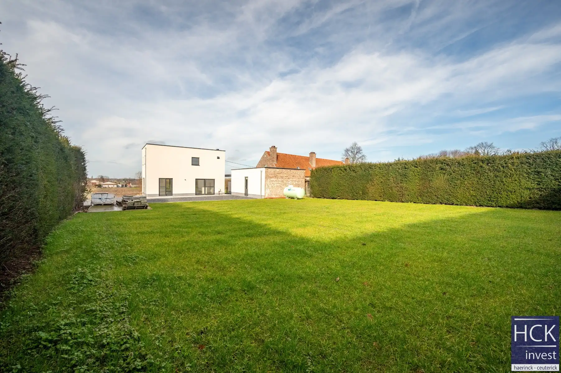 KRUISHOUTEM - Zeer gunstig gelegen luxueuze woning op 1.026 m² foto 10