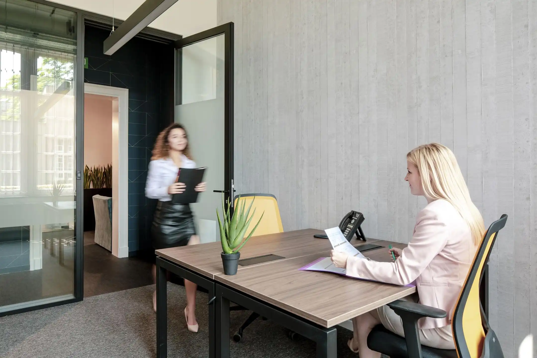 Kantoor te huur foto 10