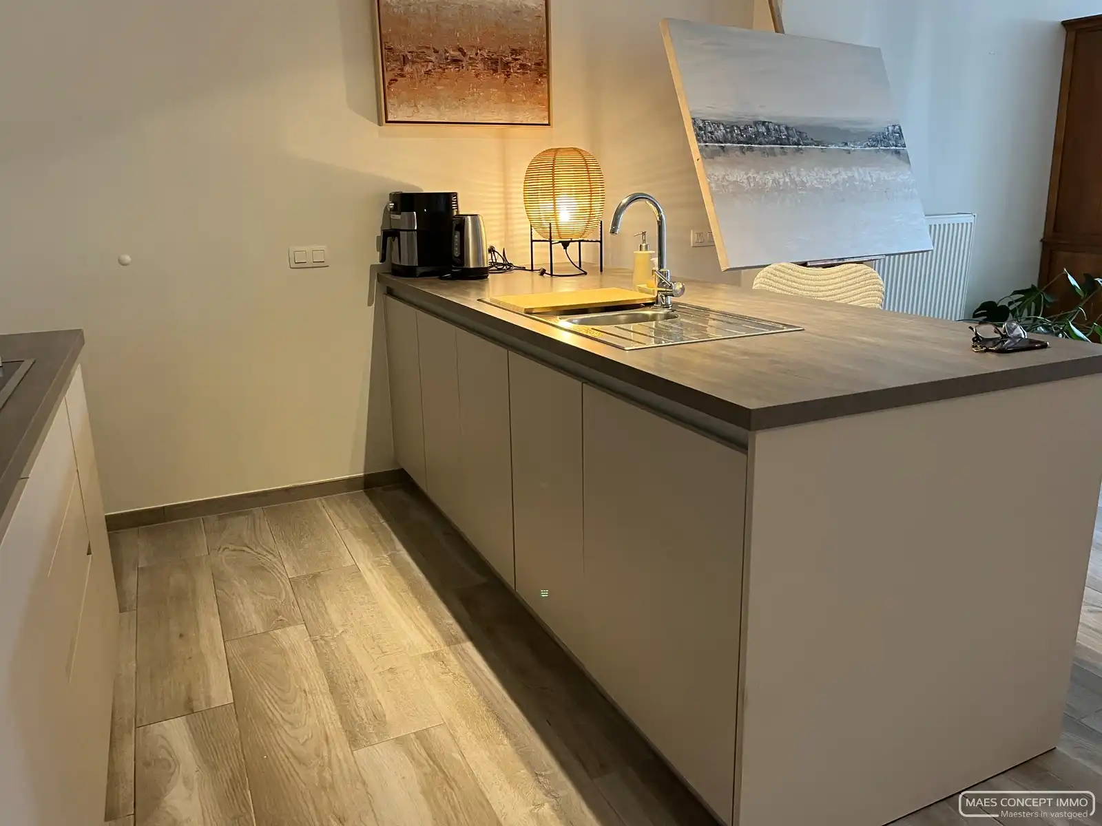 Gerenoveerde woning met garage te huur vlakbij centrum van Kortrijk foto 4