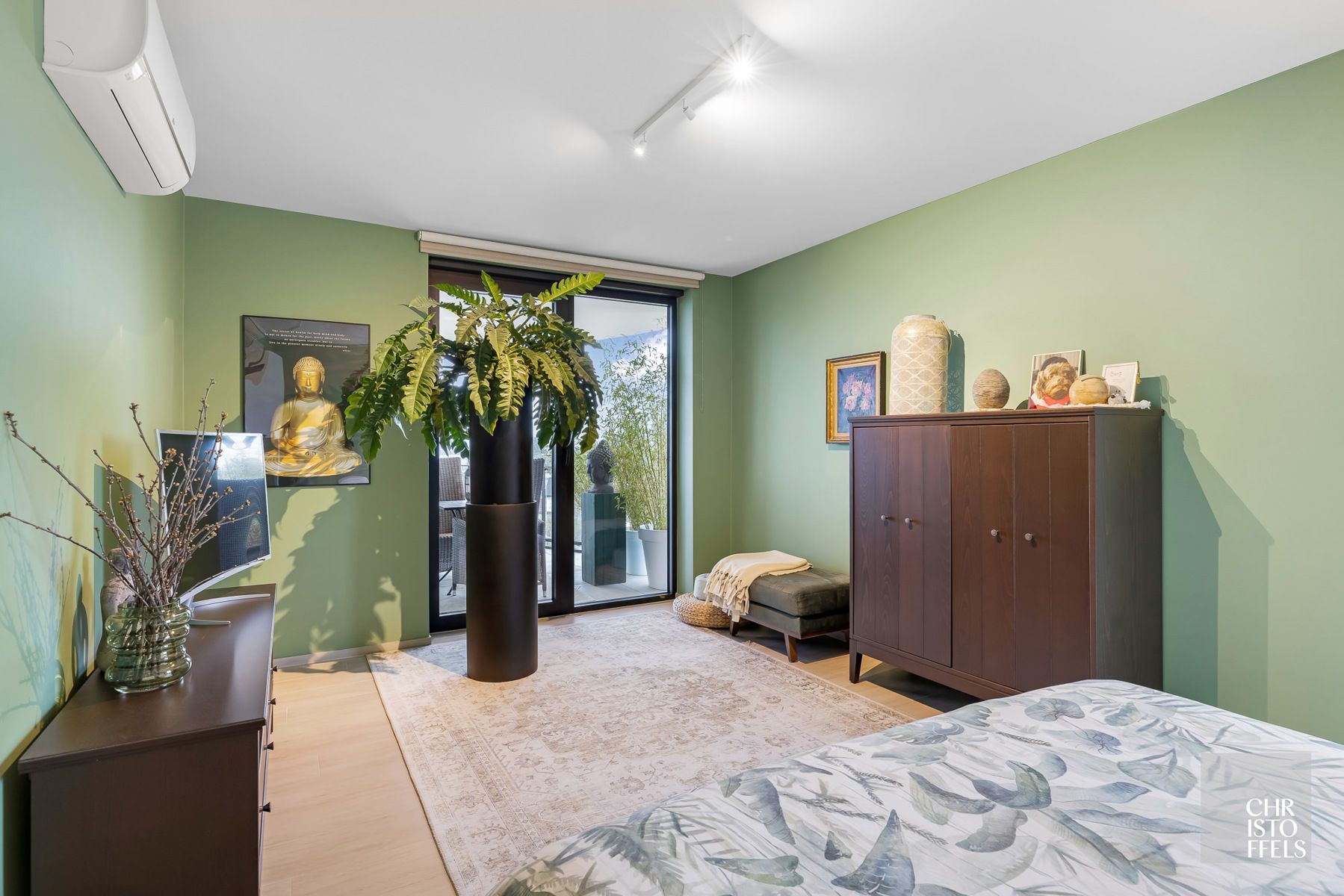 TE HUUR - Luxueus 2-slaapkamerappartement met uitzonderlijk zicht op water! foto 5