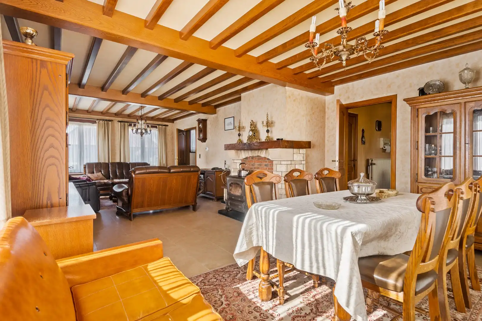 Gelijkvloerse woning op een perceel van 10180m²! foto 7