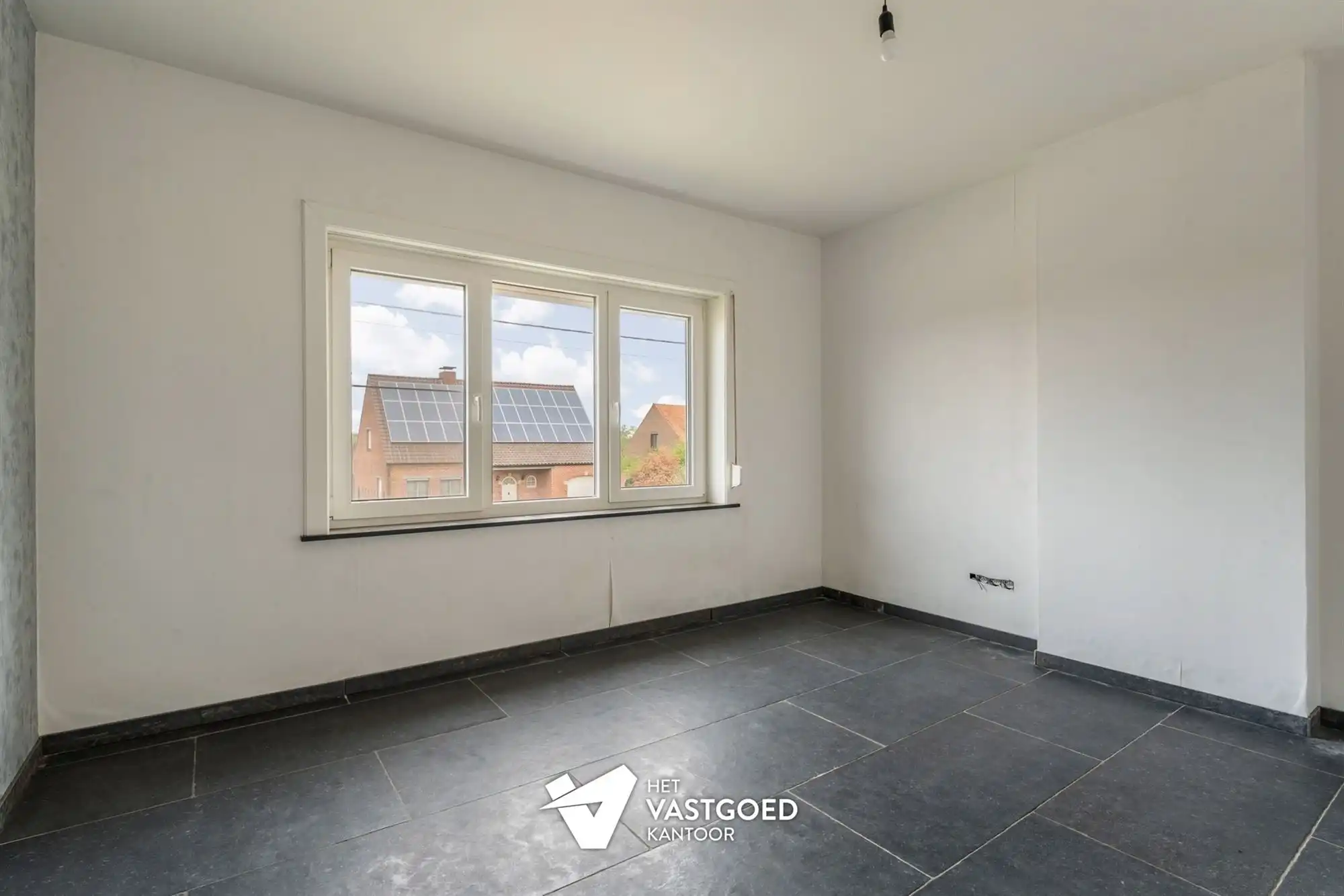 WONING MET POTENTIEEL (154M²) MET 3 SLAAPKAMERS EN PRACHTIGE TUIN TE MEERHOUT foto 17