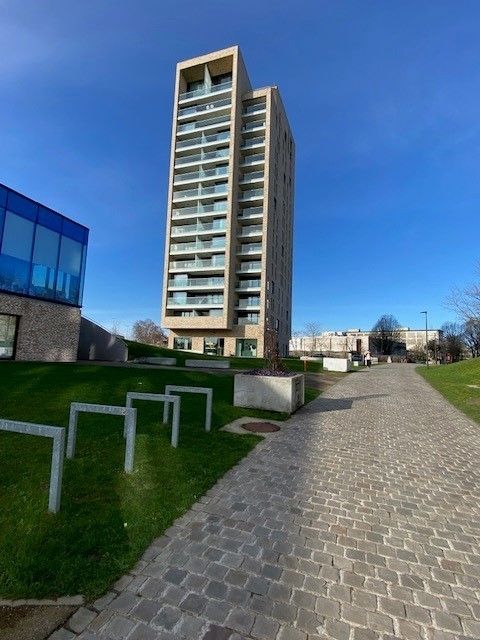 PRACHTIG APP MET 2 SLAAPKAMERS OP DE 3de VERD IN STADSRAND VAN HASSELT foto 2