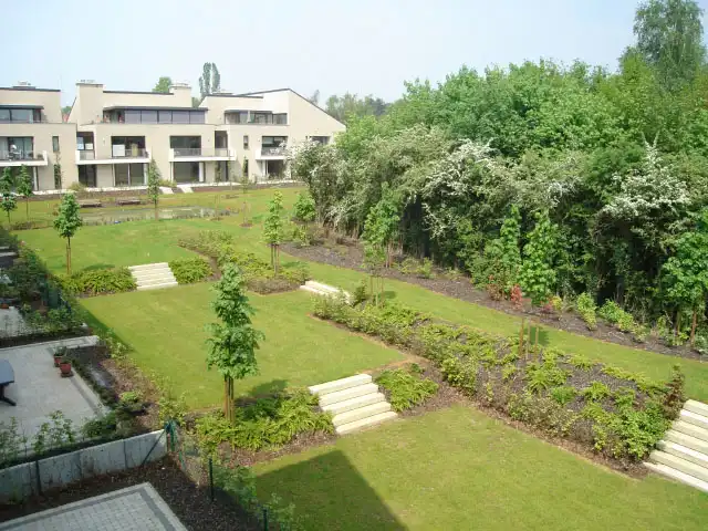 Ruim appartement met autostaanplaats vlakbij het centrum foto 15