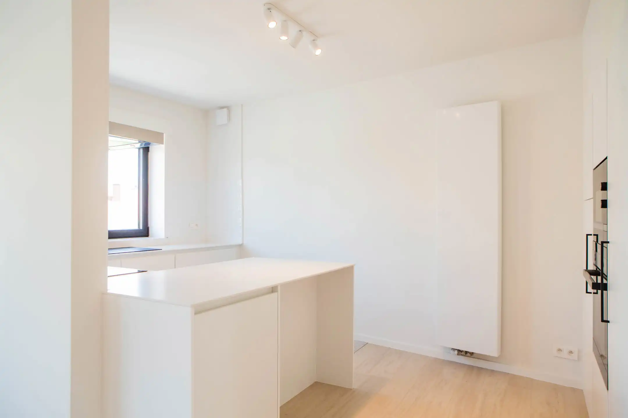 Verzorgd 2-slaapkamerappartement met terras in hartje Bonheiden foto 4