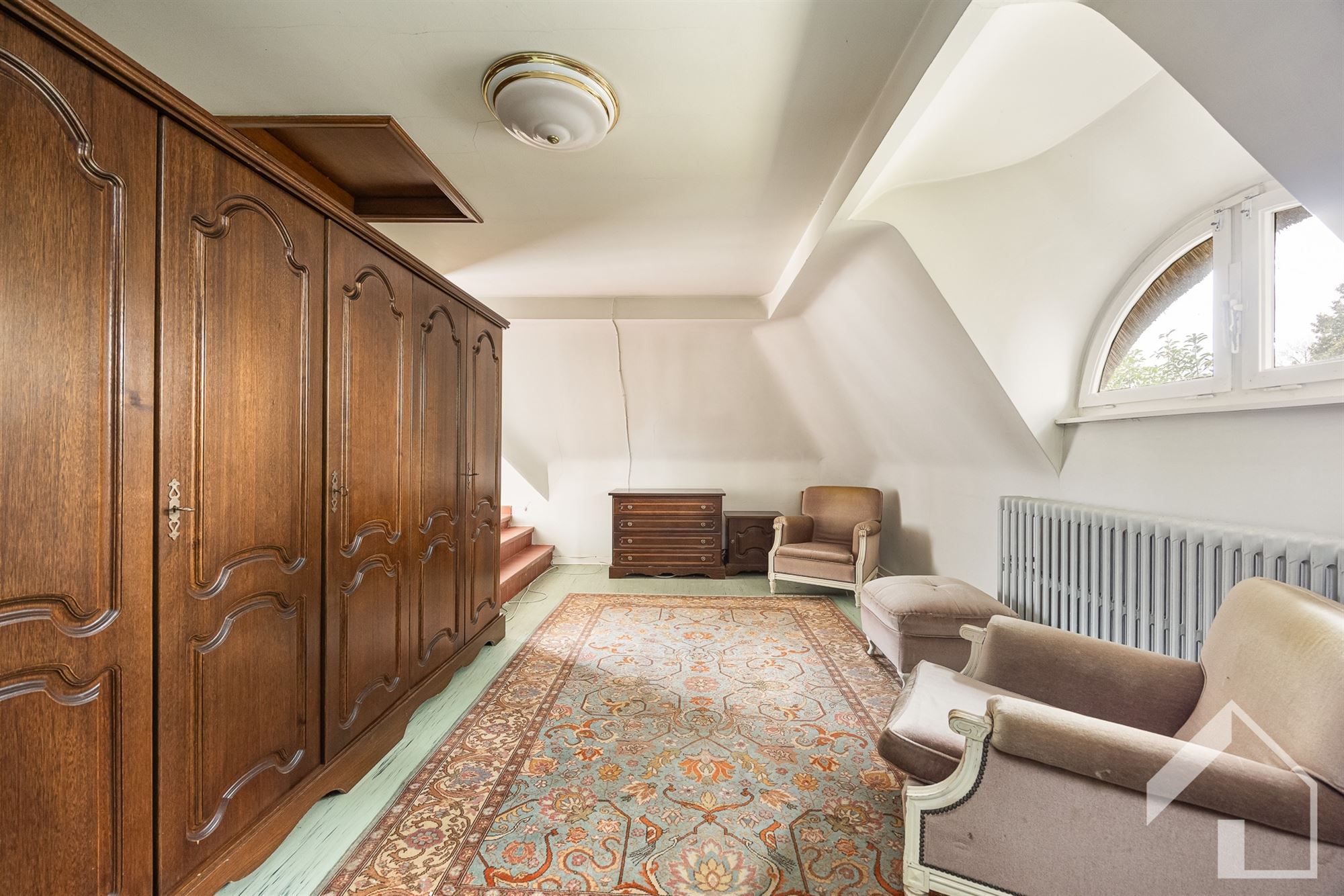 Te renoveren, karaktervolle villa in het centrum van Pulle foto 21