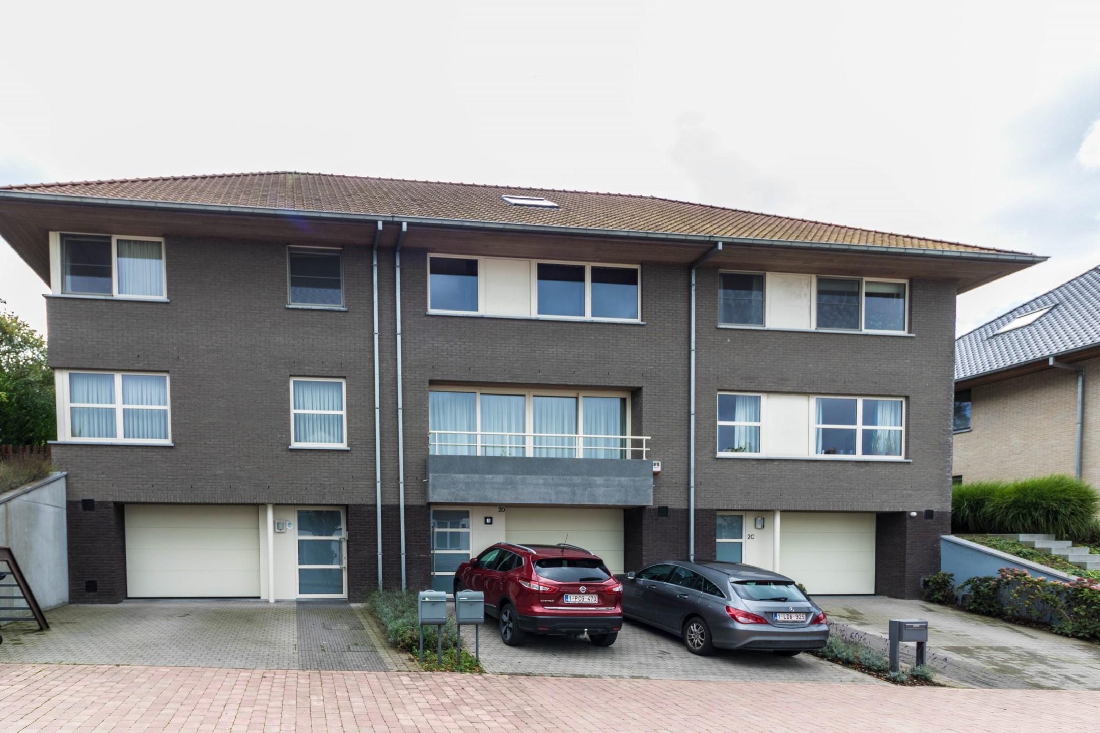 Prachtige en moderne woning met 4 slaapkamers foto {{pictureIndex}}