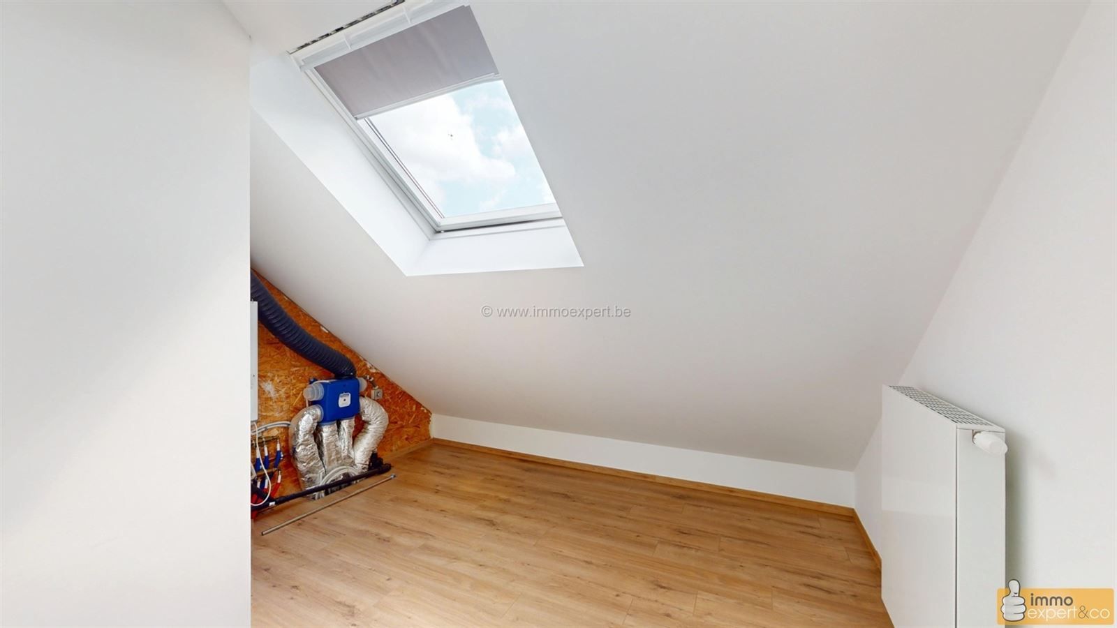 TERNAT: Woning met 2 slpks, pal in het centrum foto 18