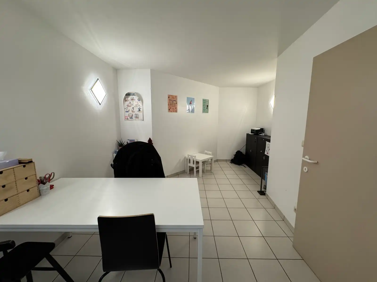 Gunstig gelegen kantoor foto 8