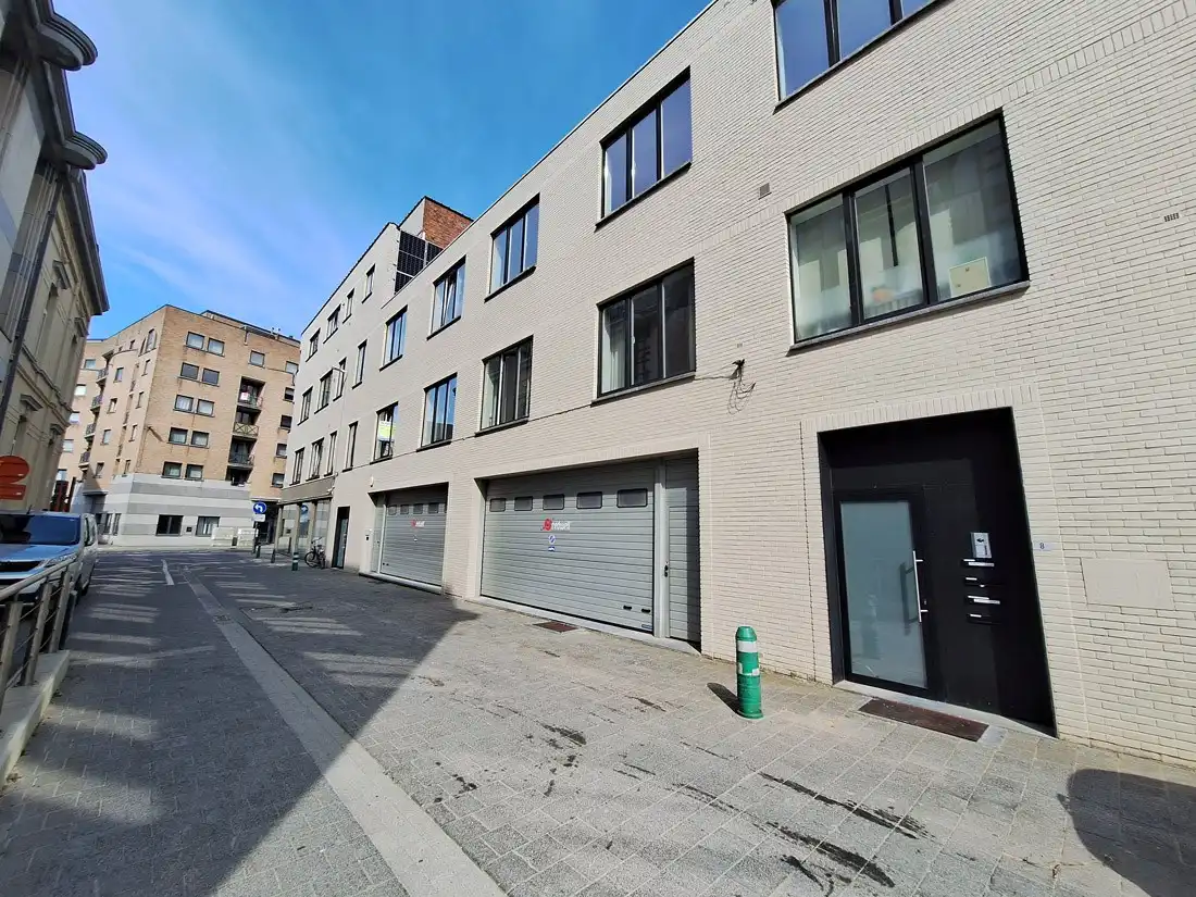 Mooi gerenoveerd appartement dichtbij het centrum van Hasselt foto 2