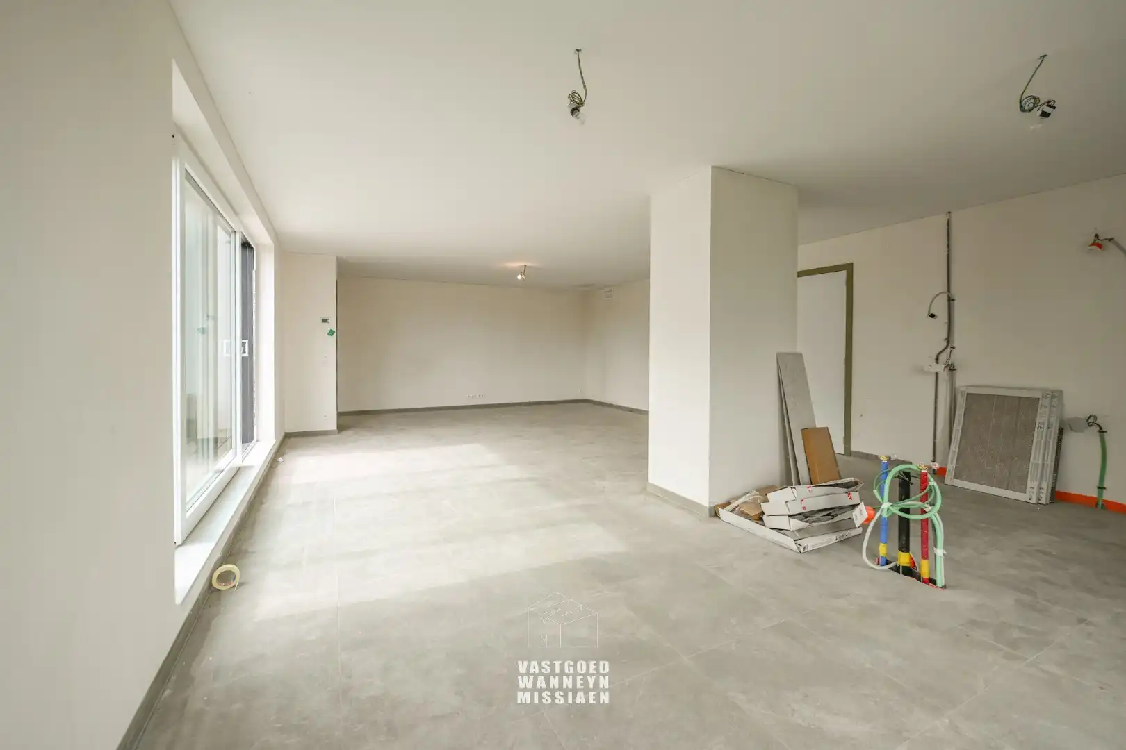 Opendeur 25/09 vanaf 18u! Bezoek het laatste 2-slpk appartement met groot zuidgericht terras  foto 4