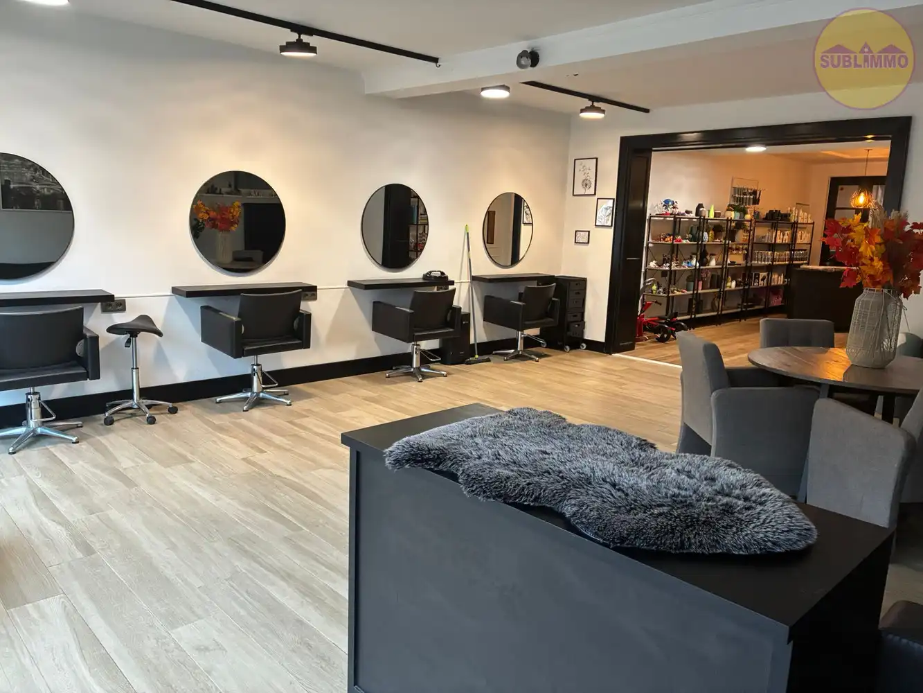 Instapklare woonst met tuin en handelspand in hartje Geel foto 3