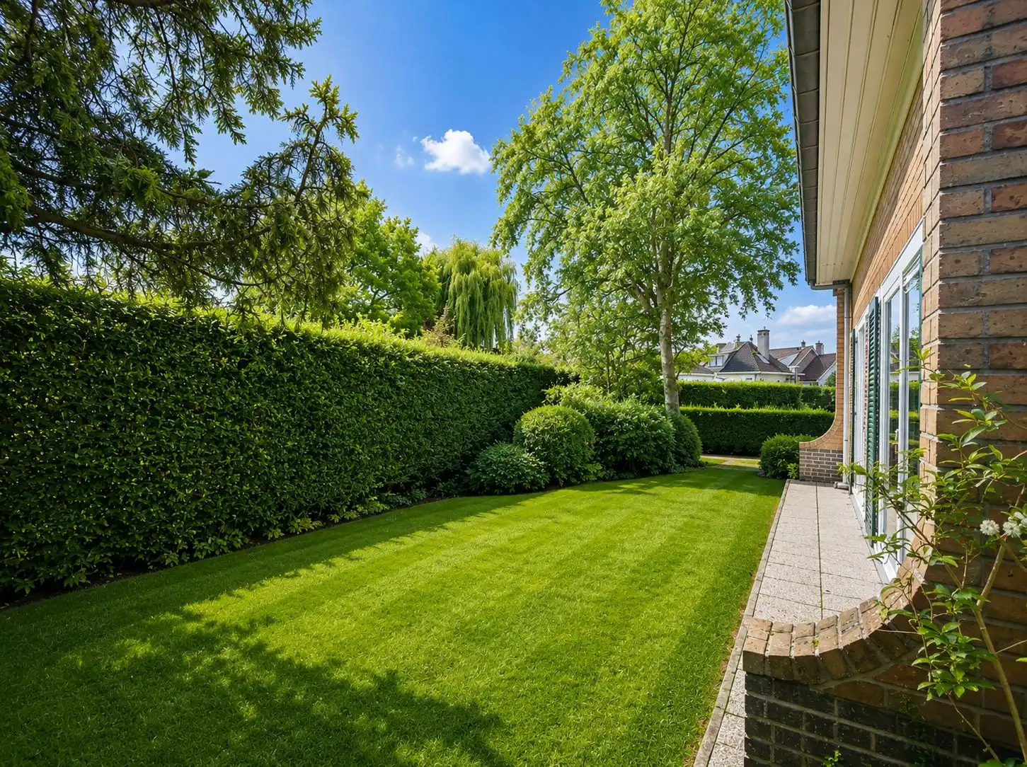 Ruime vrijstaande villa met dubbele garage op toplocatie in Oostende! foto 4