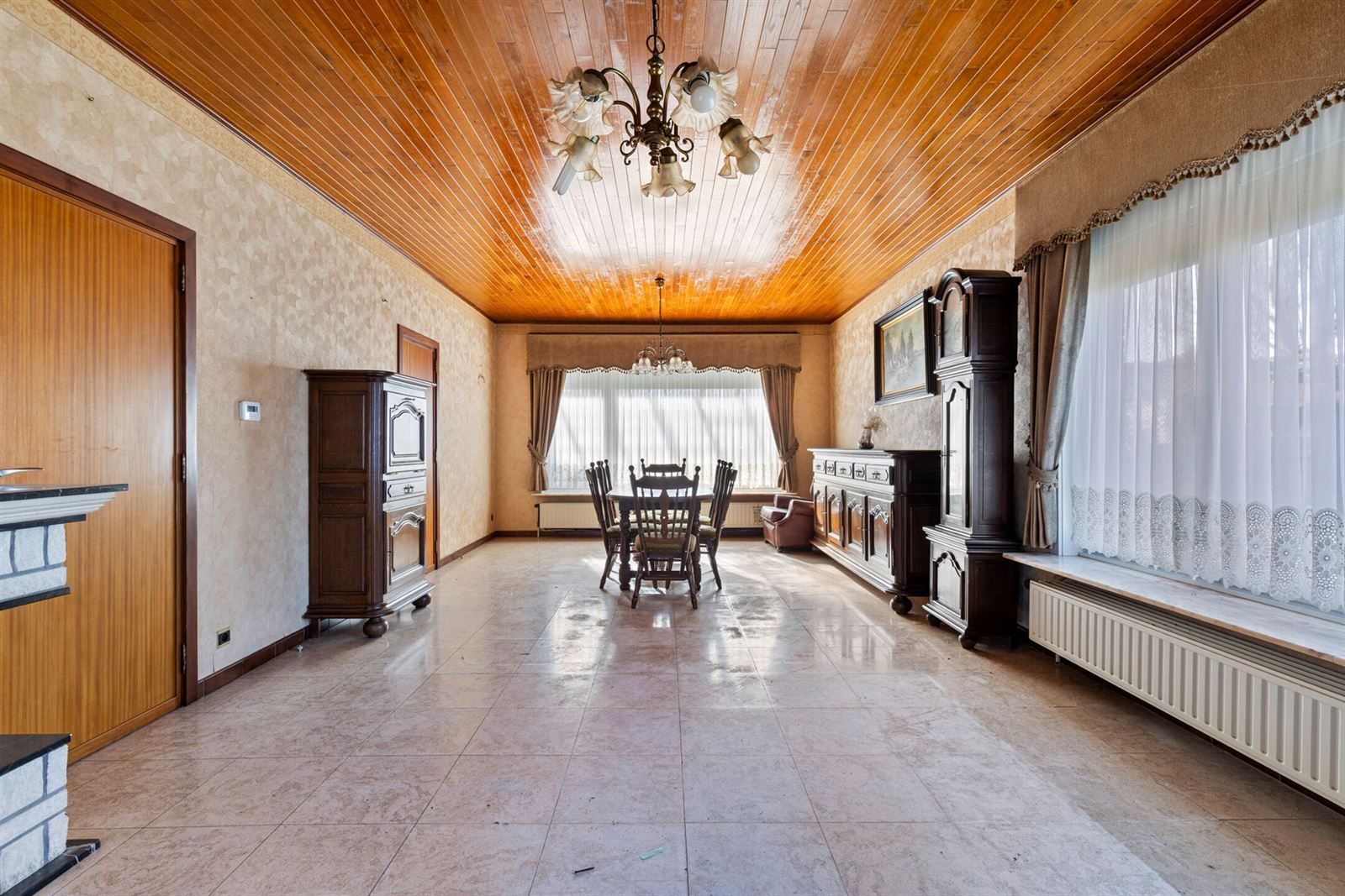 Goed gelegen bungalow te koop foto 4